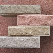 Facing decorative brick: masonry and types