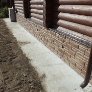 Basement cladding and blind area