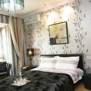 Selection of furniture for the color of wallpaper: professional advice