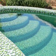 Mosaic pool lining: design ideas