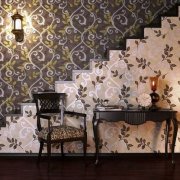 Popular options for gluing two types of wallpaper