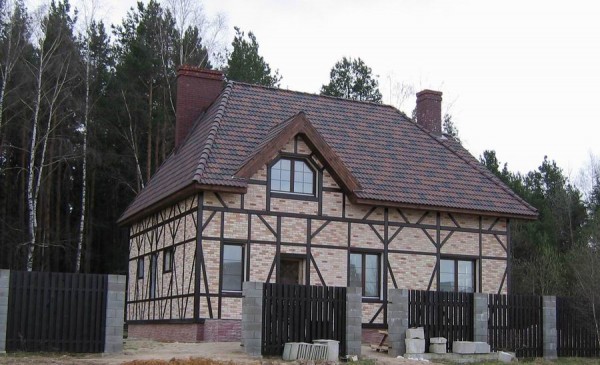 Half-timbered house decoration