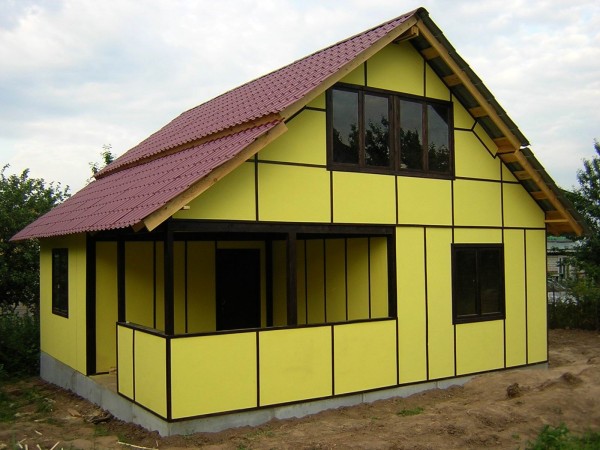 Sandwich panels in home decoration