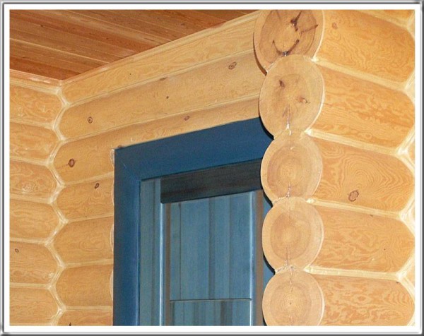 Features of finishing houses from logs