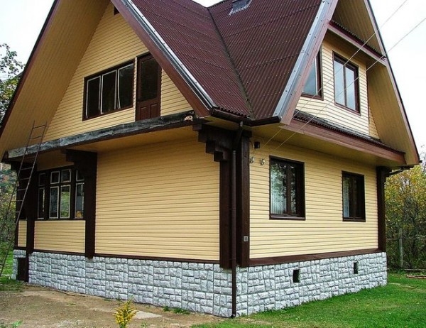 Types of finishing a wooden house