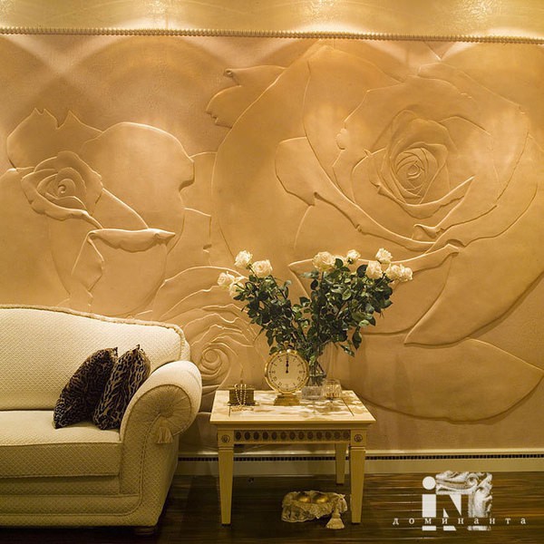 Volumetric decoration with decorative plaster