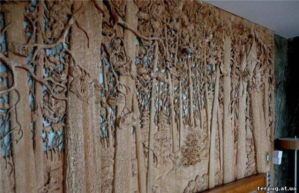 Wood carving: decorative partition