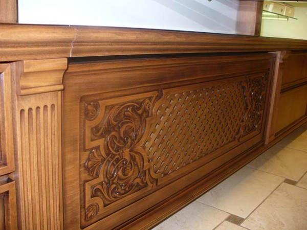 The use of wood panels for wall decoration