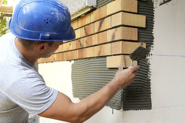 Installation of clinker tiles on glue