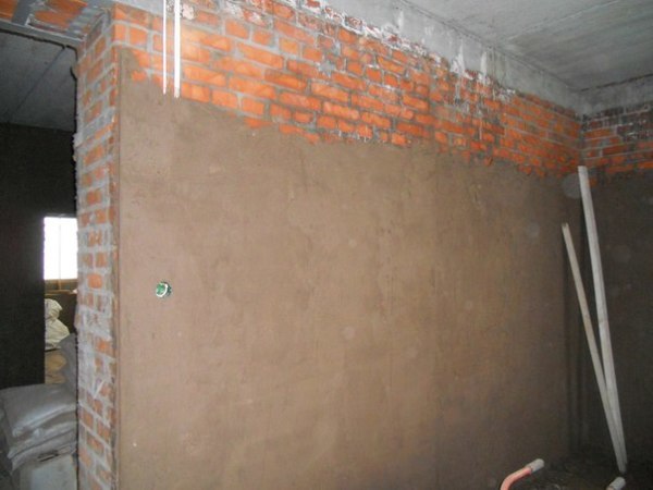 Brick wall plaster