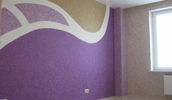 Even a simple drawing on the wall can significantly change the perception of the room