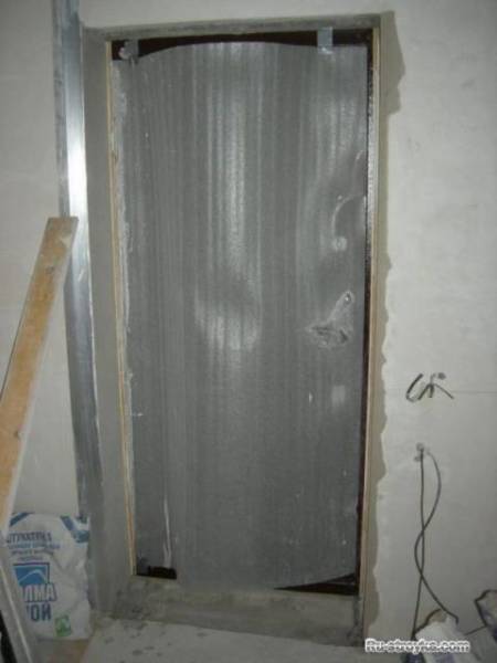 Photo of a metal door installation