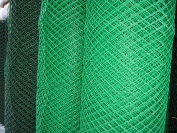 Plastic grid for plaster