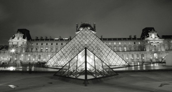 Black and white print of the night Louvre