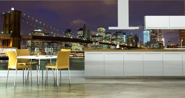 Wall mural overlooking the Brooklyn bridge in the interior of the kitchen