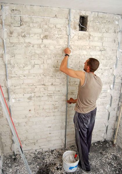 Installation of lighthouses