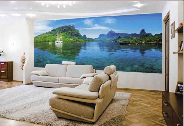 In the photo, photo wallpaper with a seascape, in the interior of the living room