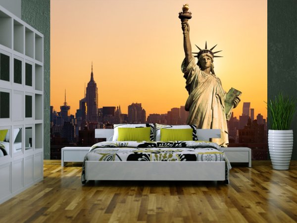 Wall mural with the image of the Statue of Liberty in a modern bedroom interior