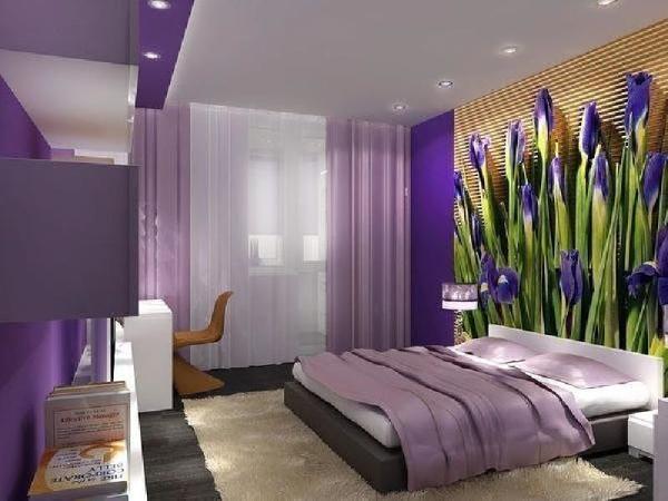 Wall murals with half-blooming irises, emphasize the interior of the bedroom in lilac tones