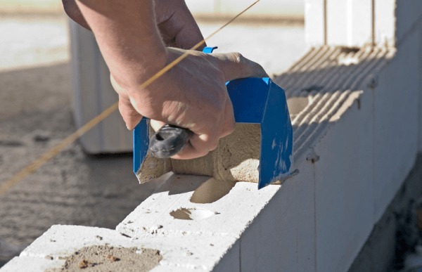 How to lay walls from foam blocks