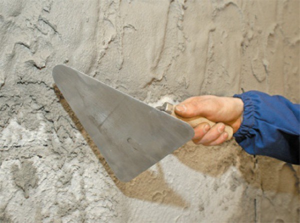 How to plaster old walls