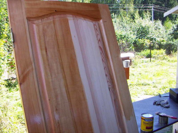 How to paint a pine door