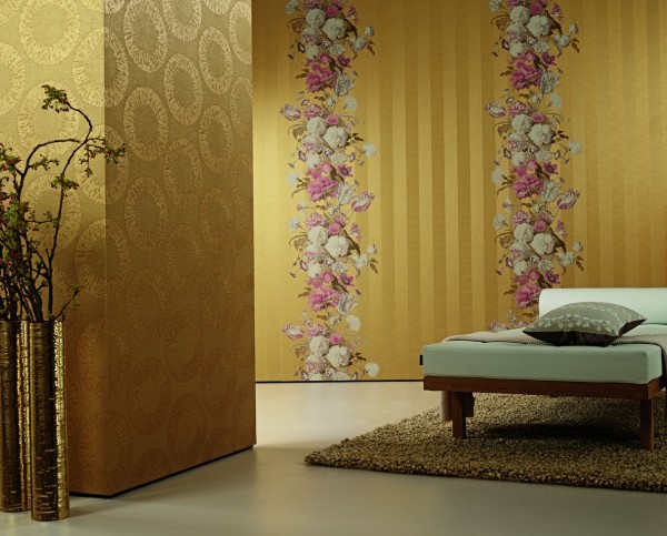 Non-woven wallpaper is suitable for multiple painting, and their texture pattern does not suffer from this at all, because sometimes you want to change the color