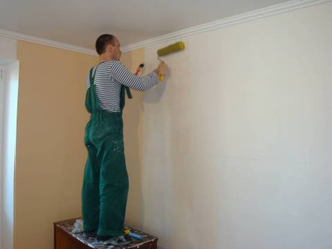 Wall repair under the wallpaper