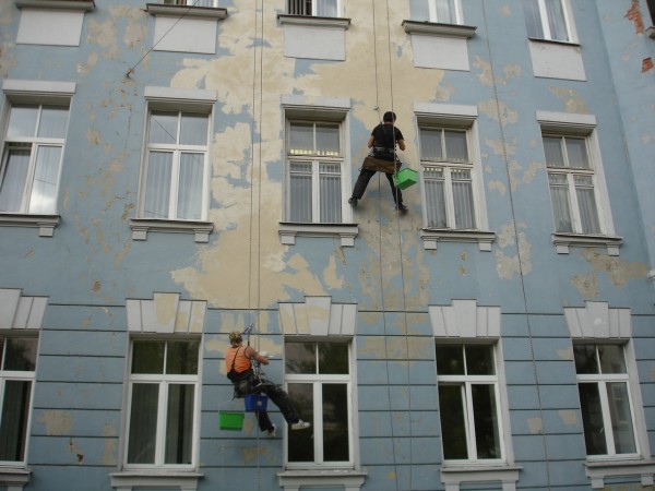 Facade restoration