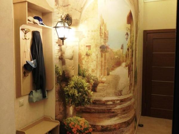 Texture murals with fresco imitation add to the hallway of ancient nobility