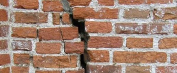 Crack in brick wall