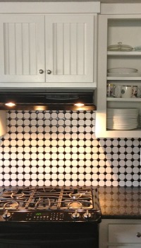 Imitation of tiles with unusual patterns and patterns, diversify the plain colors of the kitchen Imitation of tiles with unusual patterns and patterns, diversify the plain colors of the kitchen