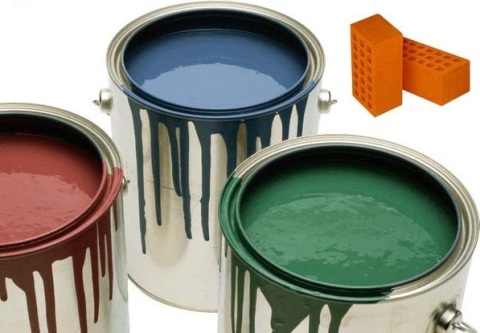 Latex paint for work with bricks is thicker than many types of paints, it is very stable, but quite expensive