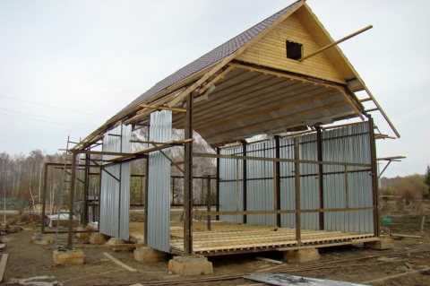 Metal frame structure