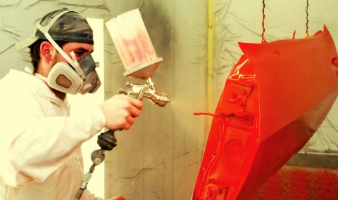 Polymer paints are applied to any metal surface using special spray guns.