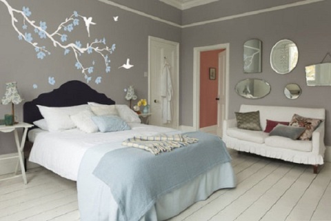 We use vinyl stickers in the decoration of the bedroom