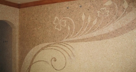 The use of liquid wallpaper in the decoration of the hallway