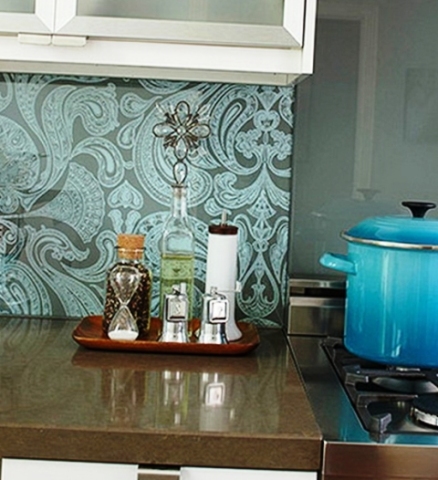 Fiberglass wallpaper for the kitchen