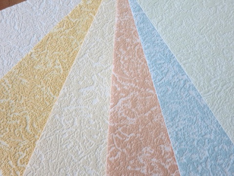 Non-woven wallpaper