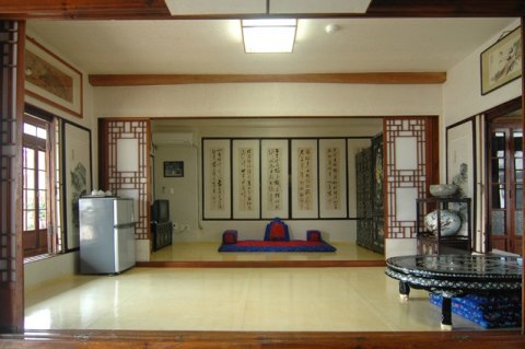 Oriental style lobby wallpaper