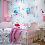 Bedroom for teenage girl