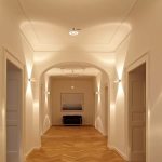 Bi-directional wall lighting