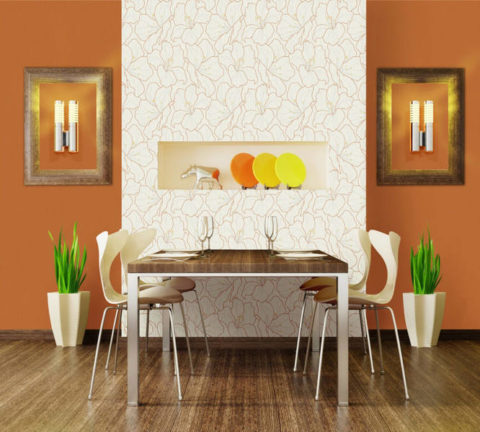 Accent wall, pasted with non-woven wallpaper, clearly indicates the boundaries of the dining area in the kitchen