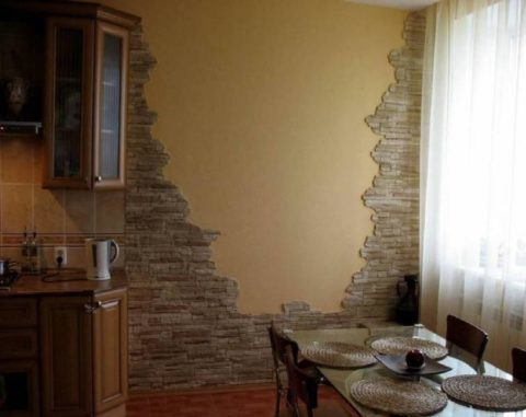 Stone stucco in the interior of the kitchen