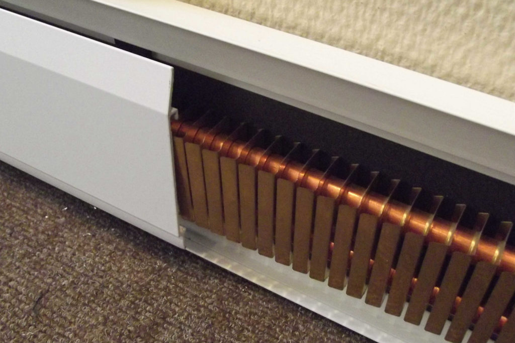 Heated skirting board